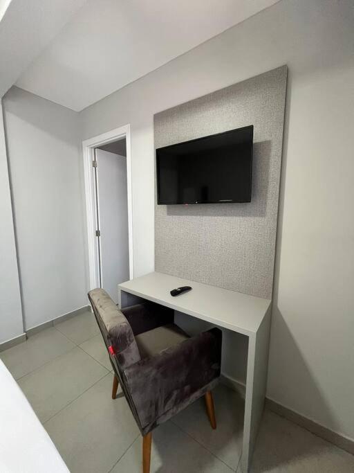 Lou - 10 Apartamento *
